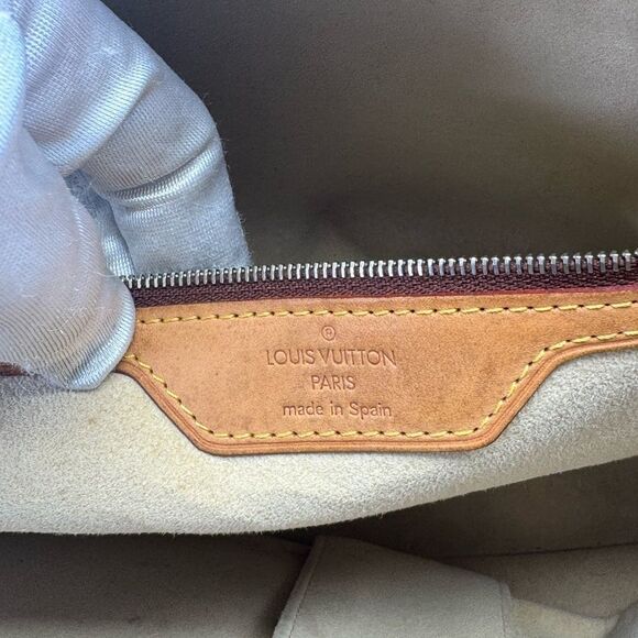 Louis Vuitton Luco Monogram Large Vintage Tote - Picture 13 of 16